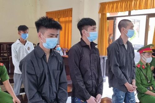 Bị đâm chết vì hẹn chủ nợ đi đánh nhau