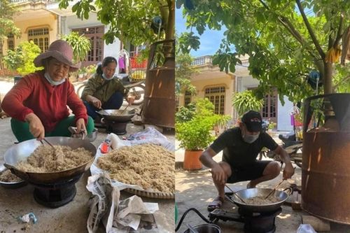 Nắng như đổ lửa, bà con Quảng Bình vẫn miệt mài làm chà bông gửi tặng tuyến đầu chống dịch ở Bắc Giang