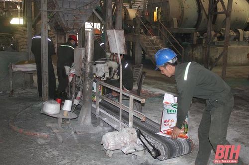 Giá nguyên liệu tăng cao, doanh nghiệp và nông dân gặp khó