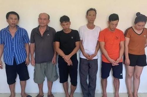Phá sòng bạc kiêm bán lẻ ma túy có camera gắn khép kín xung quanh