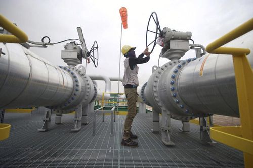 OPEC+ duy trì mức tăng sản lượng dầu mỏ: Nỗ lực cân bằng thị trường