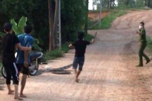 Con hư tại bố