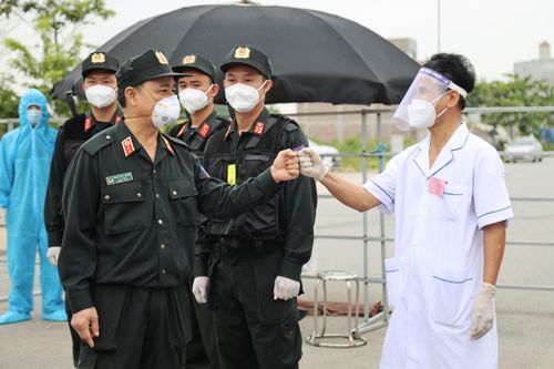 'Sẵn sàng giải quyết tình huống phức tạp tại KCN, khu cách ly'