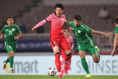 Son Heung-min tâng bóng loại bỏ 2 cầu thủ Turkmenistan