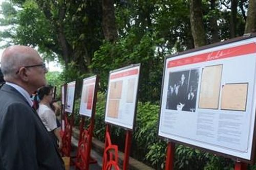 Tuyên truyền, quảng bá di sản Hồ Chí Minh với nhân dân trong nước và bạn bè quốc tế