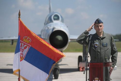 Không quân Serbia xúc động chia tay lão tướng MiG-21 huyền thoại