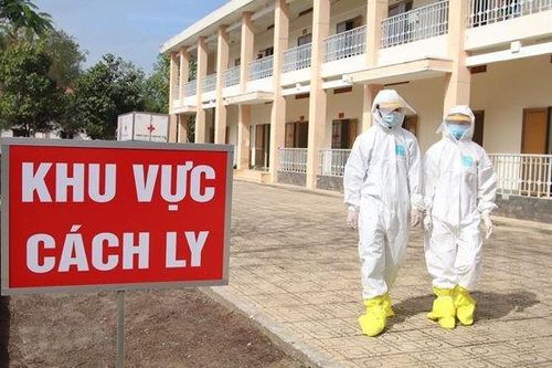 Truy tìm 12 người chuẩn bị đưa đi cách ly thì bỏ trốn