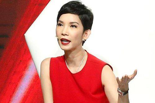 Xuân Lan 2 lần bị cướp dàn cảnh chặn, đập xe trên đường