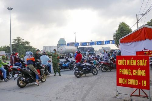 Chống dịch theo kiểu phanh gấp, hậu quả khó lường