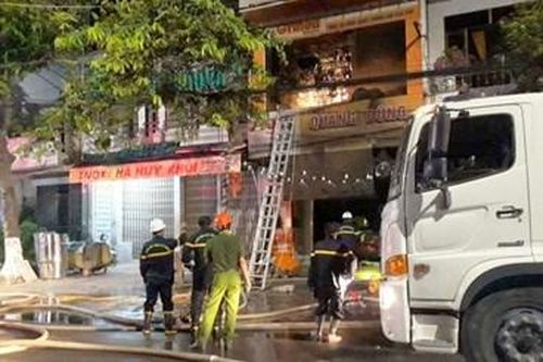 Vợ mang thai 6 tháng cùng chồng và 2 con nhỏ tử vong trong vụ cháy nhà