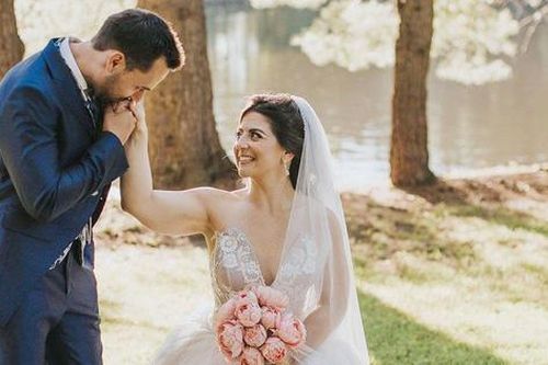 Tình yêu đẹp như cổ tích của cô gái không chân