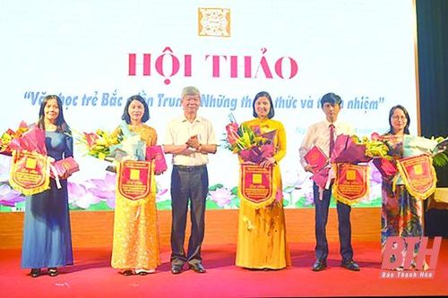 Văn học trẻ Bắc miền Trung - những thách thức và trách nhiệm