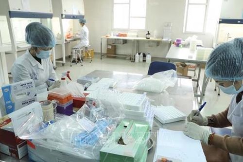 Sáng 5/6: Thêm 77 ca mắc mới Covid-19