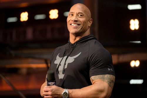 The Rock làm phim cùng sao 'Aquaman'