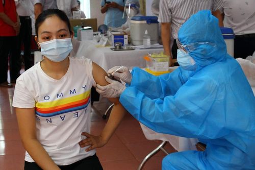 Bắc Giang tiêm hết 150.000 liều vaccine Covid-19 trong 5 ngày