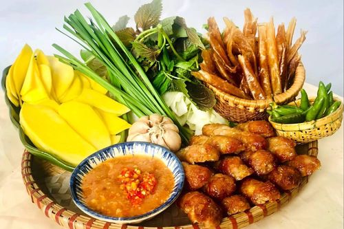 Hương vị miền Trung giữa TP.HCM đổi vị ngày giãn cách