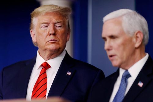 Ông Trump 'không chắc' sẽ cùng ông Mike Pence tái tranh cử