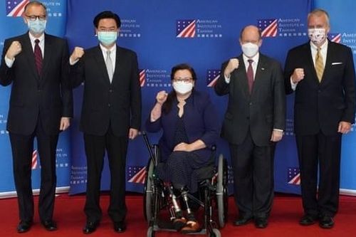 Số ca nhiễm tăng đột biến, Mỹ ưu tiên tặng Đài Loan 750.000 liều vaccine ngừa Covid-19