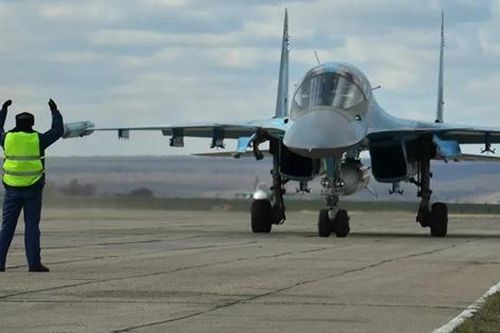 Nga trình diễn máy bay siêu thanh Su-34 tiêu diệt mục tiêu