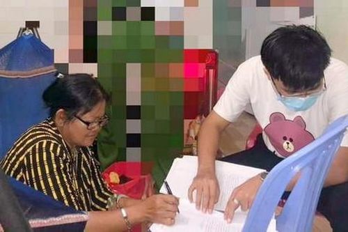 Bắt quả tang một phụ nữ tàng trữ trái phép chất ma túy