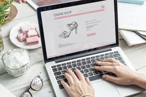 Covid-19 là 'cú hích' cho các sàn Thương mại điện tử Việt Nam