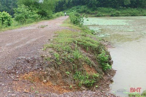 Đập Khe Nải 'rệu rã', người dân huyện miền núi Hà Tĩnh canh cánh nỗi lo