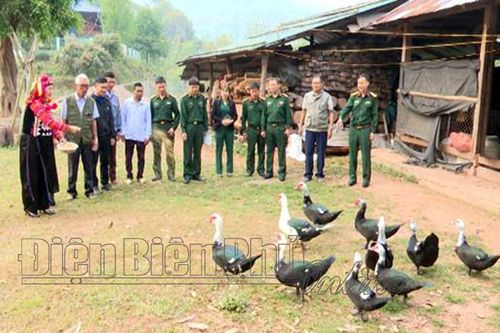 Điểm tựa vững chắc trong lòng dân