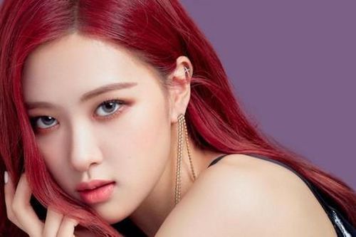 Vì sao nhuộm tóc đỏ rực nhìn đẹp rực rỡ nhưng lại là 'cơn ác mộng' của idol K-Pop?