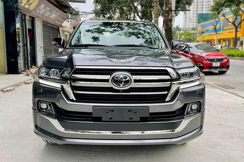 Toyota Land Cruiser 2021 màu 'độc', hơn 6,6 tỷ đồng về Việt Nam