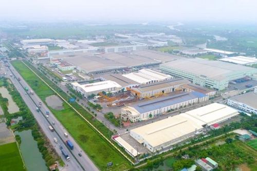 Doanh nghiệp ngoại ồ ạt đầu tư tại Việt Nam, bất chấp giá nhà máy, xí nghiệp tăng như 'bão'