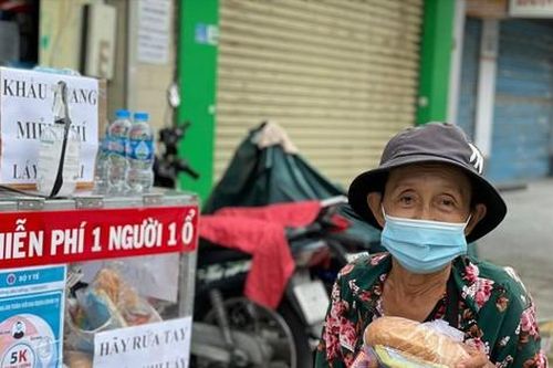 Dìu nhau qua mùa dịch