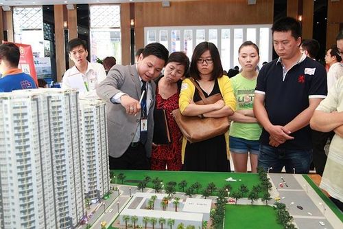 Chuyên gia khuyến cáo những rủi ro khi đầu tư 'mua nhà gần như không cần vốn'