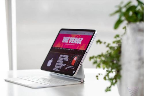 Mẫu iPad Pro tiếp theo của Apple sẽ có sạc không dây và mặt lưng bằng kính