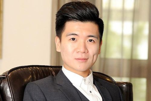 Đại thiếu gia nhà 'bầu' Hiển đăng ký mua nửa triệu cổ phiếu SHB