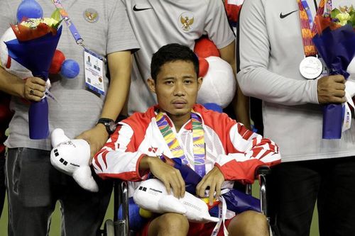 Báo Indonesia mỉa mai Đoàn Văn Hậu là 'Kẻ hủy diệt'