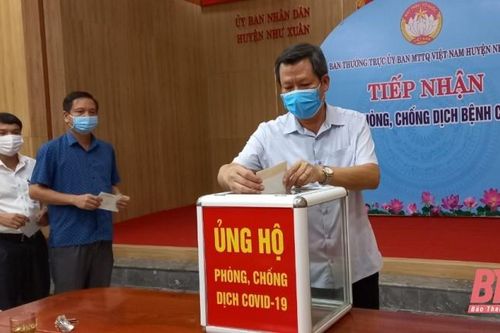 Ủy ban MTTQ huyện Như Xuân tiếp nhận hơn 400 triệu đồng ủng hộ phòng, chống dịch COVID-19