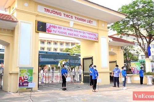 Hà Nội diễn tập phòng chống Covid-19 cho kỳ thi vào lớp 10
