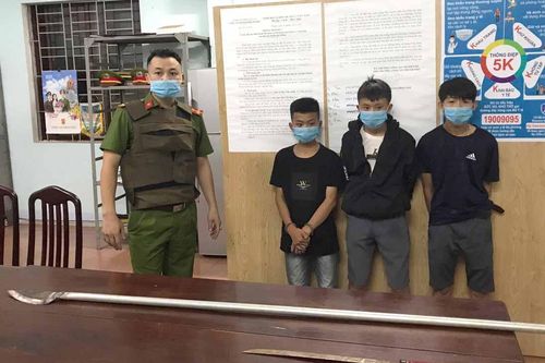 'Nóng' tình trạng thanh-thiếu niên dùng hung khí gây mất trật tự