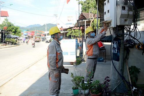 Giải quyết tình trạng mất điện ở Lâm Bình