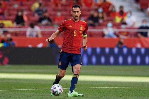 Sergio Busquets dương tính SARS-CoV-2, tuyển Tây Ban Nha bị cách ly khẩn cấp