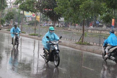 Bắc Bộ mưa dông diện rộng, tiết trời dịu mát cả ngày