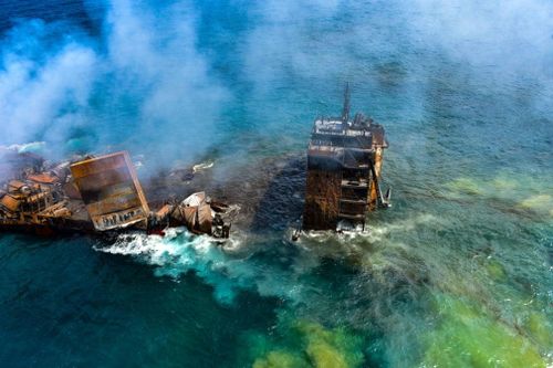 Tìm thấy hộp đen tàu chở hàng chìm ngoài khơi Sri Lanka