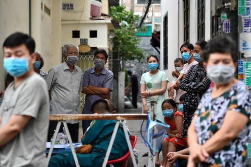 Tìm người từng đến siêu thị, tiệm heo quay ở quận 11 và Tân Bình