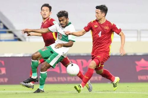 HLV Shin Tae Yong: 'Trọng tài làm thay đổi kết quả trận đấu'