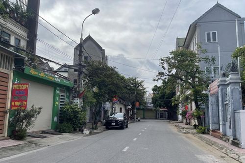 TP. Hà Tĩnh: Đường phố vắng tanh, người dân đóng kín cửa thực hiện cách ly xã hội
