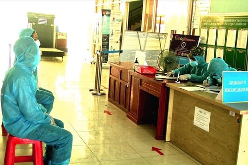 Đồng Tháp: Bắt 5 đối tượng nhập cảnh trái phép vào Việt Nam