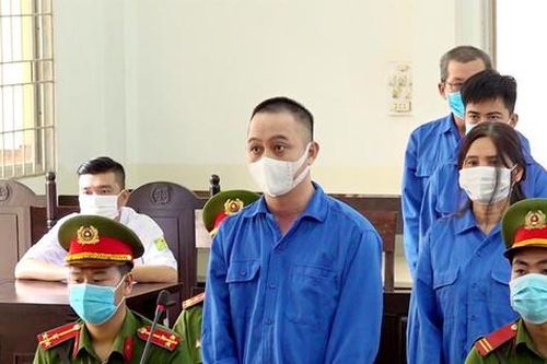 Chủ khách sạn lĩnh án vì chứa chấp 47 người Trung Quốc nhập cảnh trái phép
