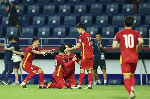 Việt Nam 4-0 Indonesia: Hủy diệt những 'võ sỹ' Indonesia