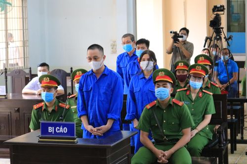 An Giang: Xét xử 4 bị cáo tổ chức cho người khác xuất cảnh trái phép