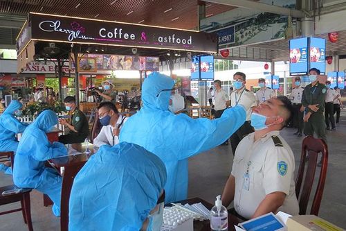 Lấy 20.000 mẫu xét nghiệm giám sát chủ động phòng dịch Covid-19